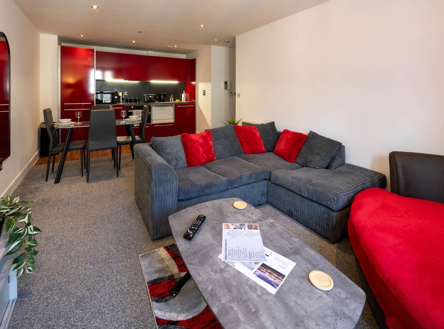 New 2Br Flat - Free Parking - Fast Wi-Fi * Bristol